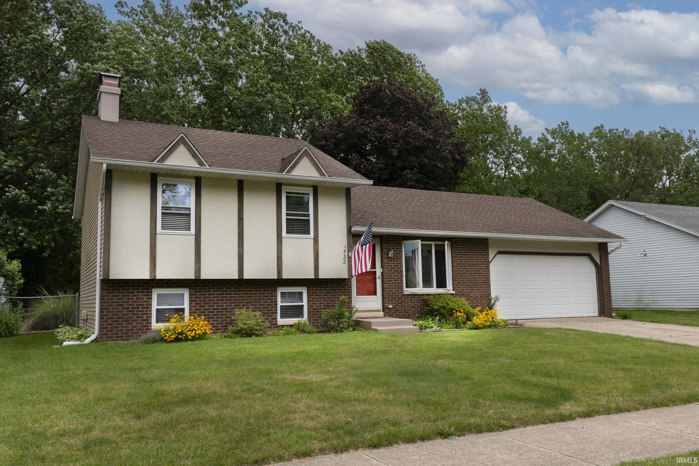1532 Blanchard Drive Mishawaka IN 46544
