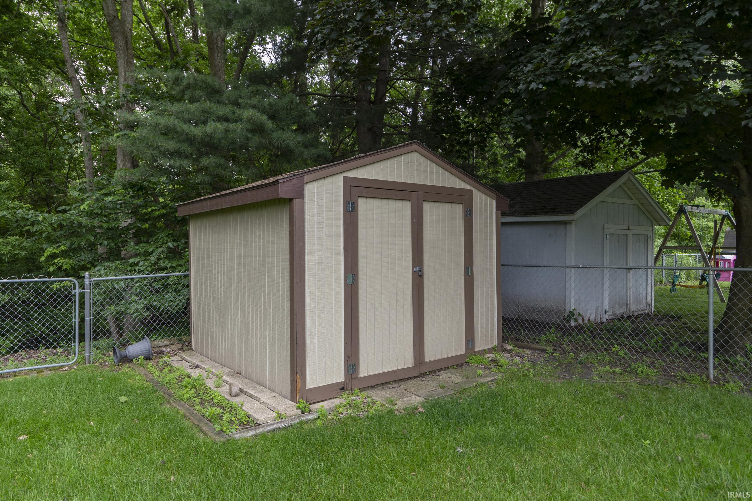 1532 Blanchard Drive Mishawaka IN 46544