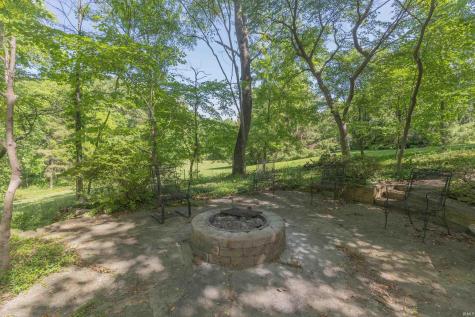 8310 Remington Drive Evansville IN 47711