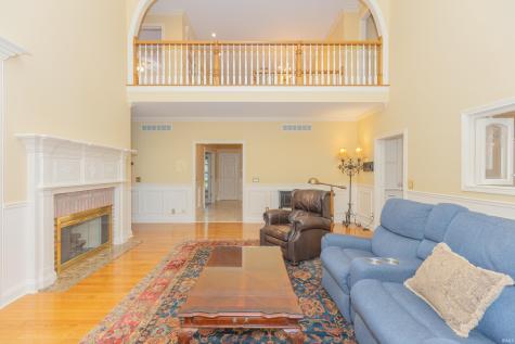 8310 Remington Drive Evansville IN 47711