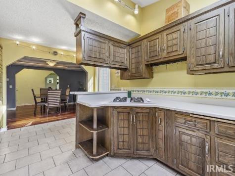 1609 S 525 E Marion IN 46953
