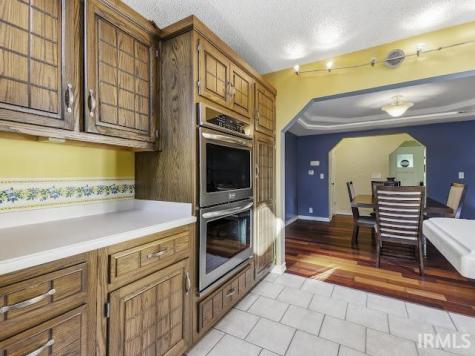 1609 S 525 E Marion IN 46953