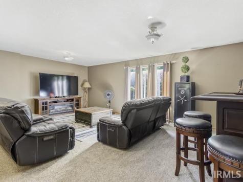 1609 S 525 E Marion IN 46953