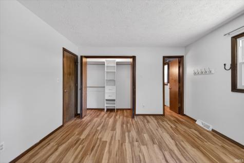 7002 W Lori Ann Lane Bloomington IN 47403