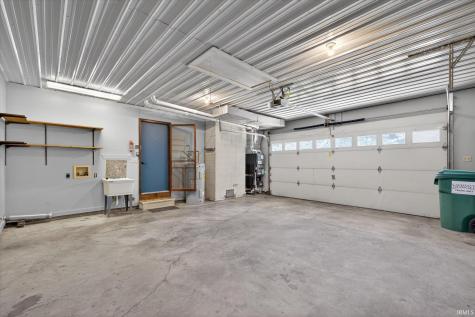 7002 W Lori Ann Lane Bloomington IN 47403