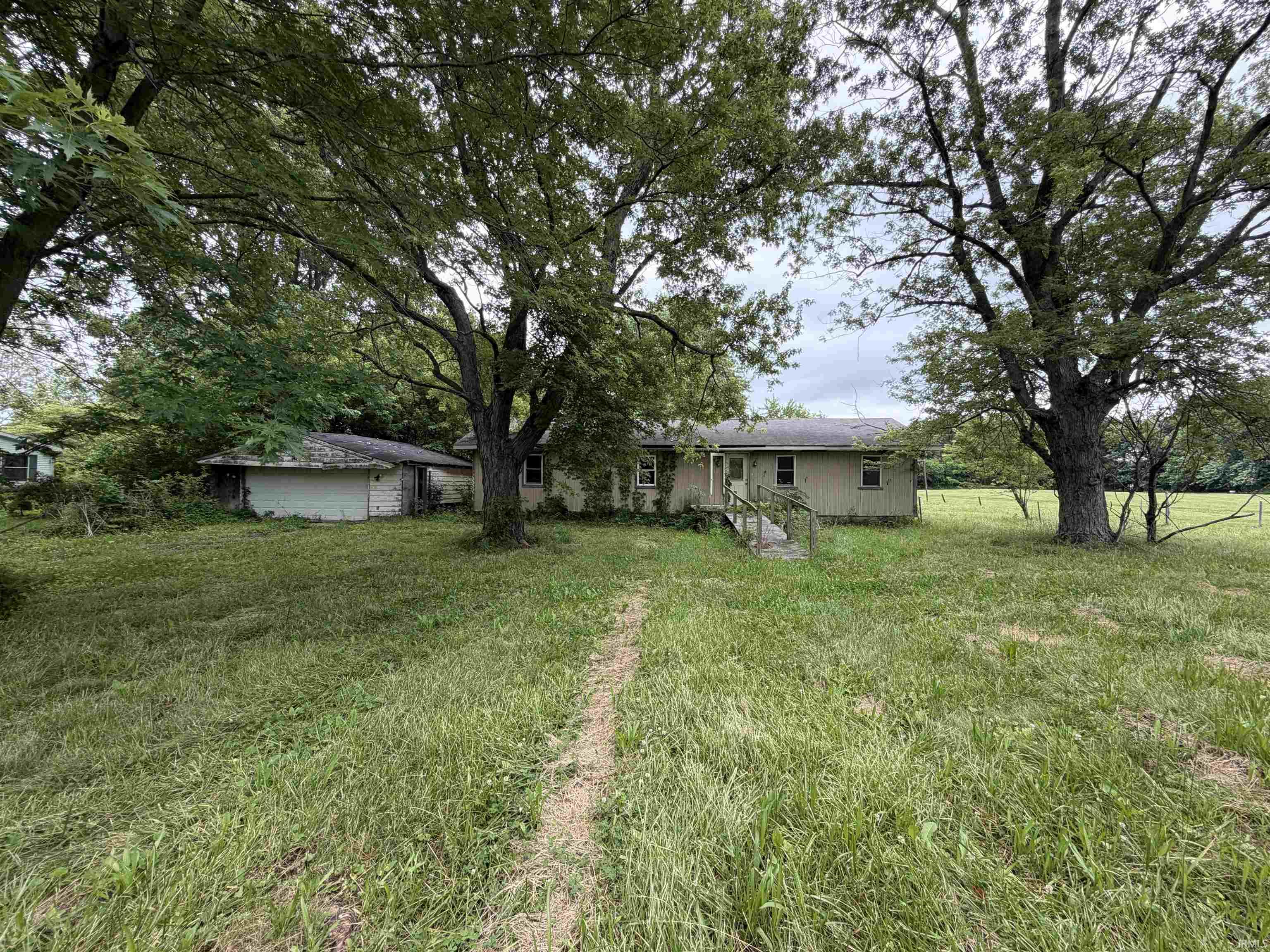 13853 S 400 West Road Kokomo IN 46901