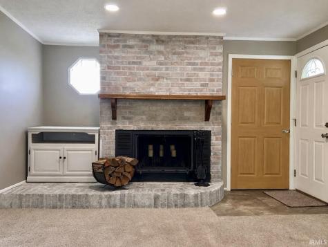 301 W Illinois Street Farmersburg IN 47850