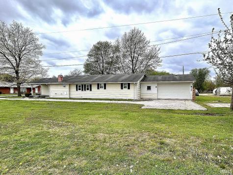 301 W Illinois Street Farmersburg IN 47850