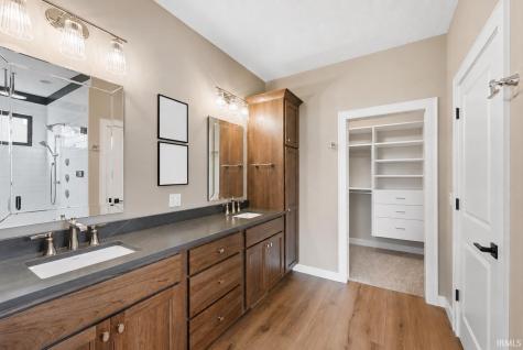 10664 Chestnut Creek Boulevard Fort Wayne IN 46814