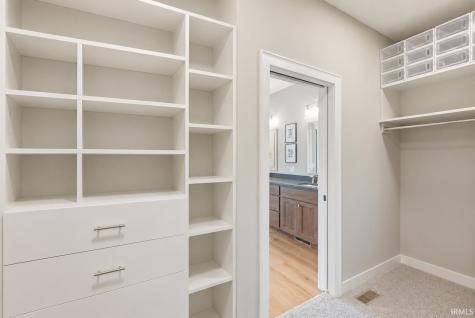 10664 Chestnut Creek Boulevard Fort Wayne IN 46814