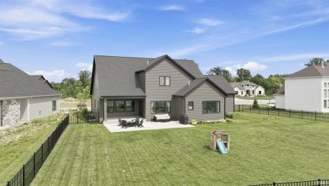 10664 Chestnut Creek Boulevard Fort Wayne IN 46814
