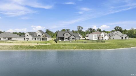 10664 Chestnut Creek Boulevard Fort Wayne IN 46814