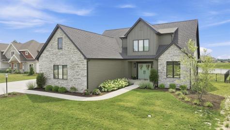 10664 Chestnut Creek Boulevard Fort Wayne IN 46814