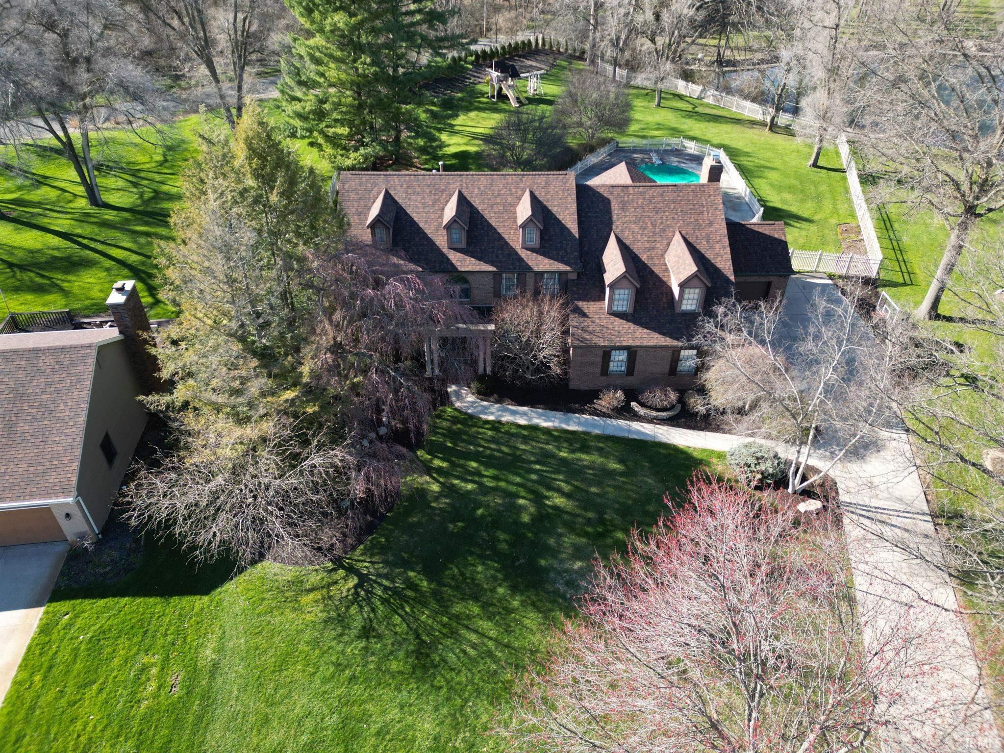 54511 Hunters Court Elkhart IN 46514