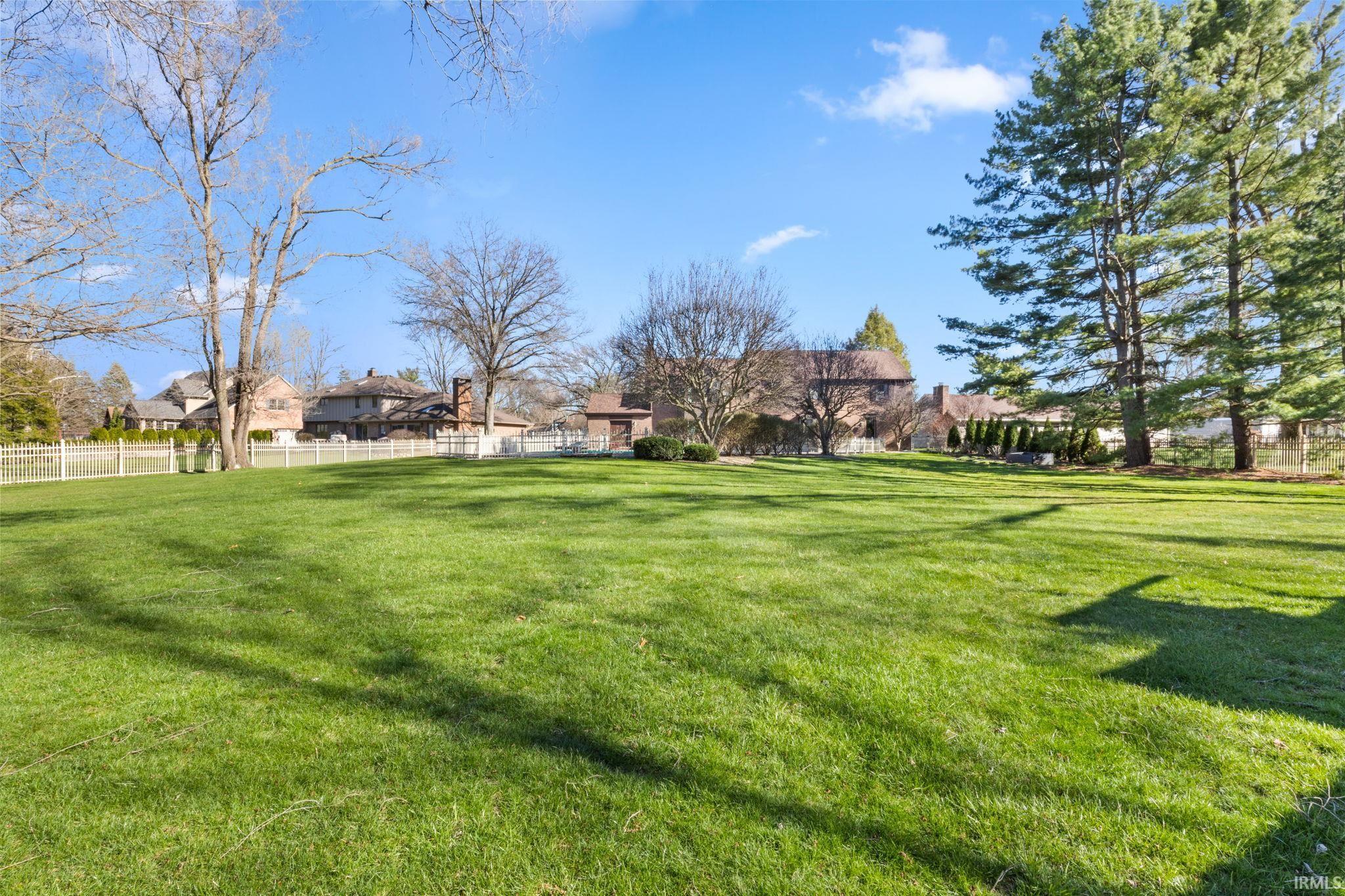 54511 Hunters Court Elkhart IN 46514