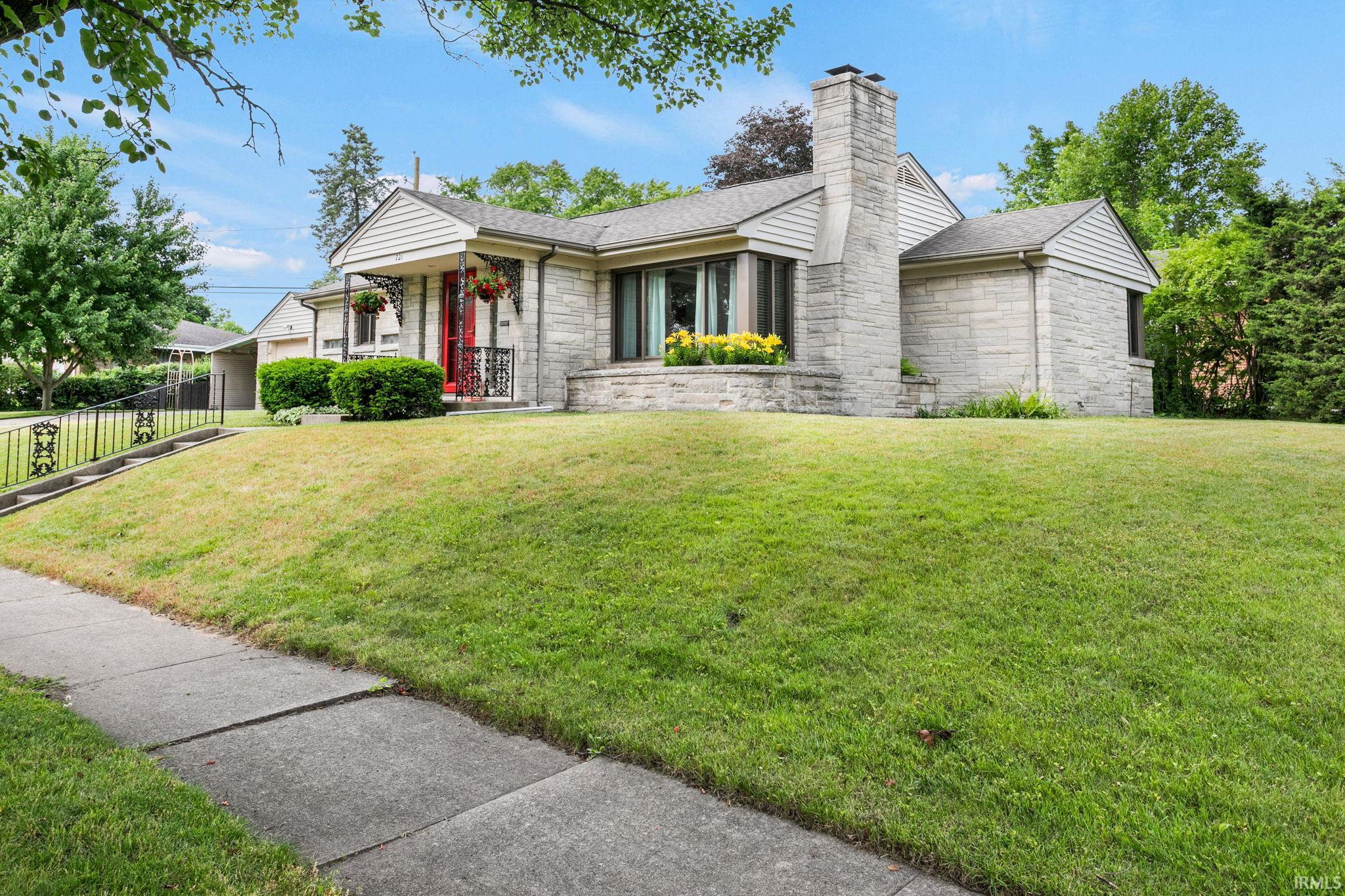 721 N Coquillard Drive South Bend IN 46617