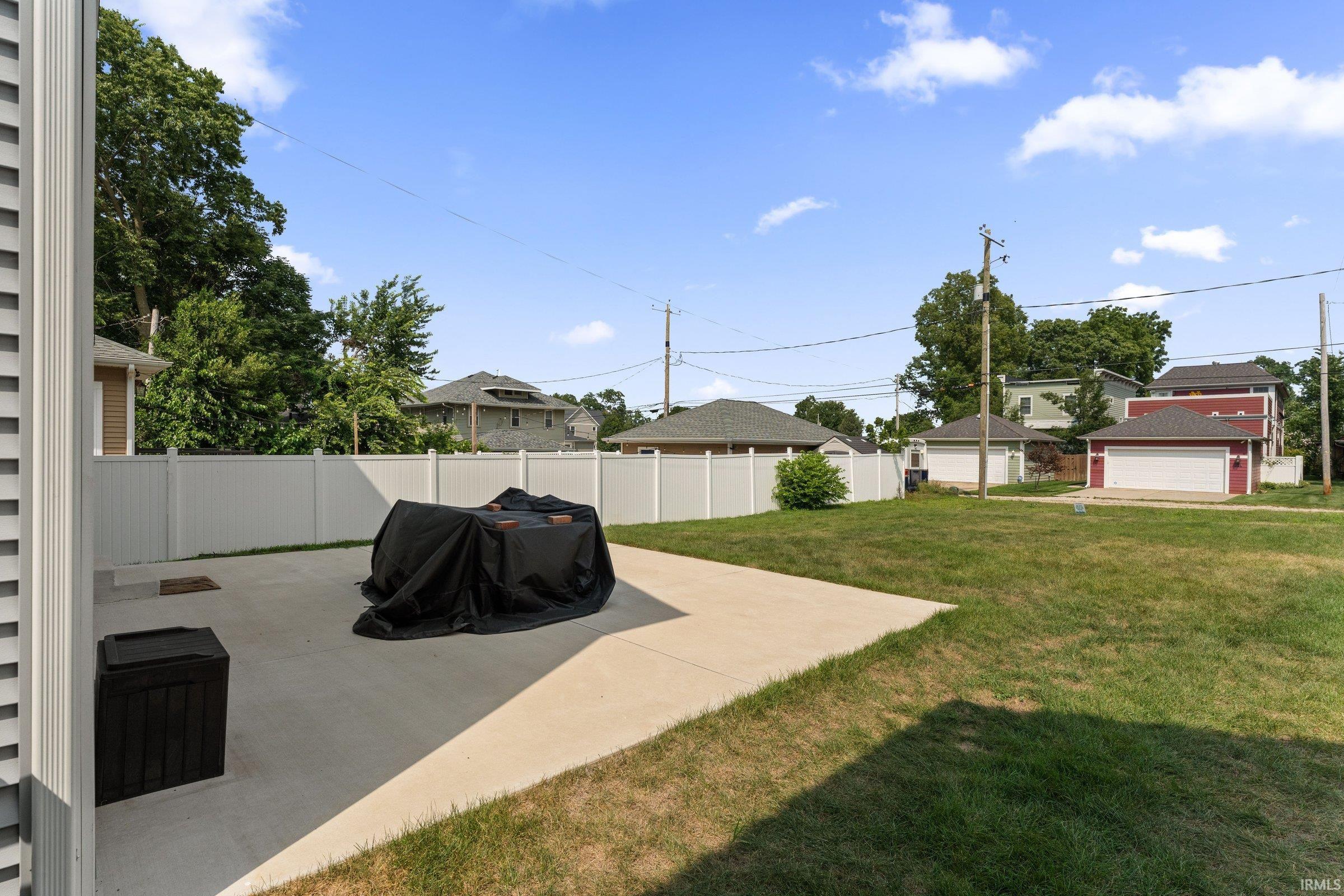 922 N Hill Street South Bend IN 46617