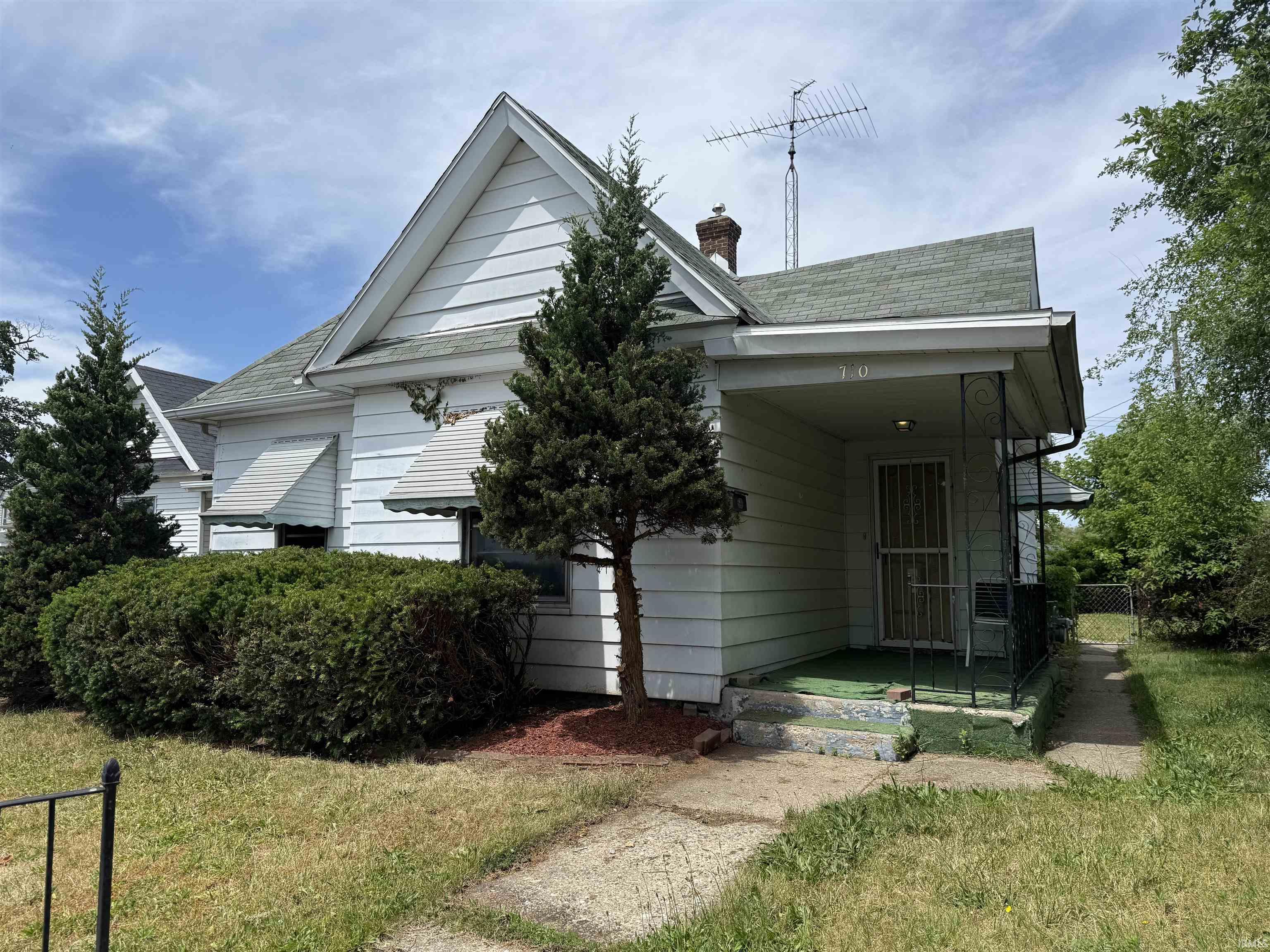 710 Laporte Avenue South Bend IN 46628