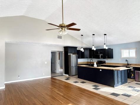 200 N Mohee Drive Hartford City IN 47348