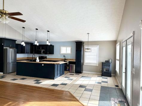 200 N Mohee Drive Hartford City IN 47348