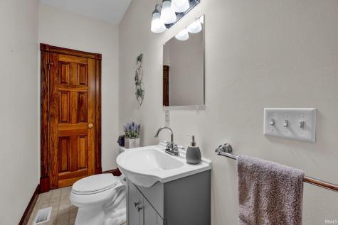 303 Glenview Drive Bedford IN 47421