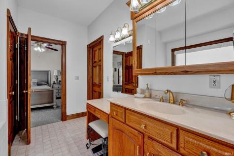 303 Glenview Drive Bedford IN 47421