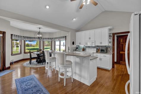 303 Glenview Drive Bedford IN 47421