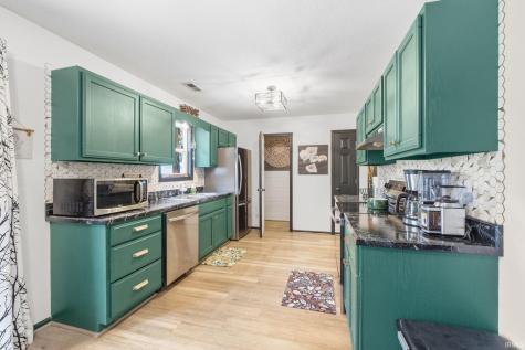 609 Briarfield Drive Fort Wayne IN 46825