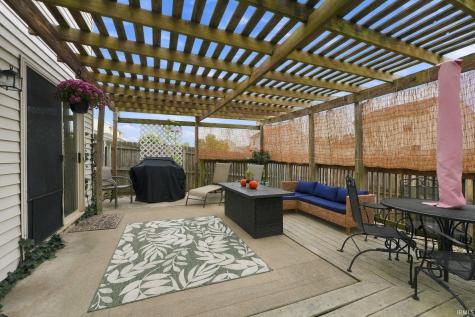 609 Briarfield Drive Fort Wayne IN 46825