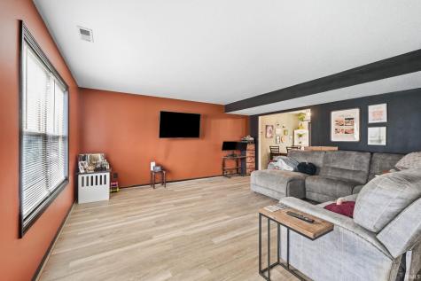 609 Briarfield Drive Fort Wayne IN 46825