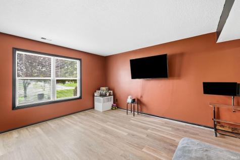 609 Briarfield Drive Fort Wayne IN 46825