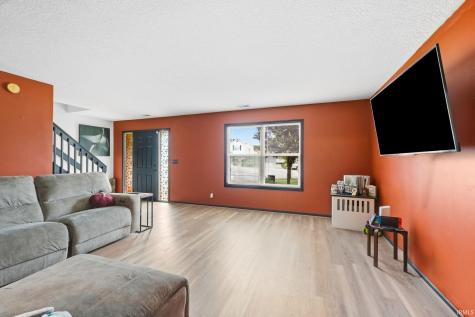 609 Briarfield Drive Fort Wayne IN 46825