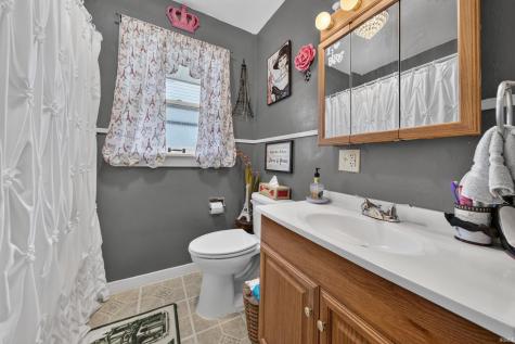 558 E Swayzee Street Marion IN 46952