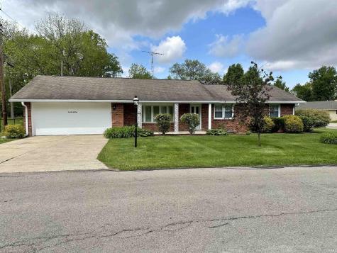1021 N Brentwood Lane Muncie IN 47304