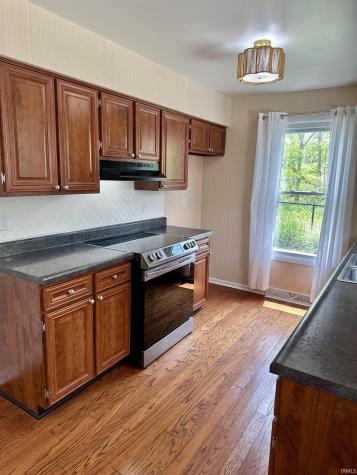 1021 N Brentwood Lane Muncie IN 47304