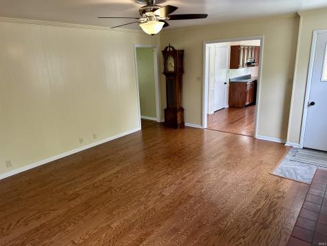 1021 N Brentwood Lane Muncie IN 47304