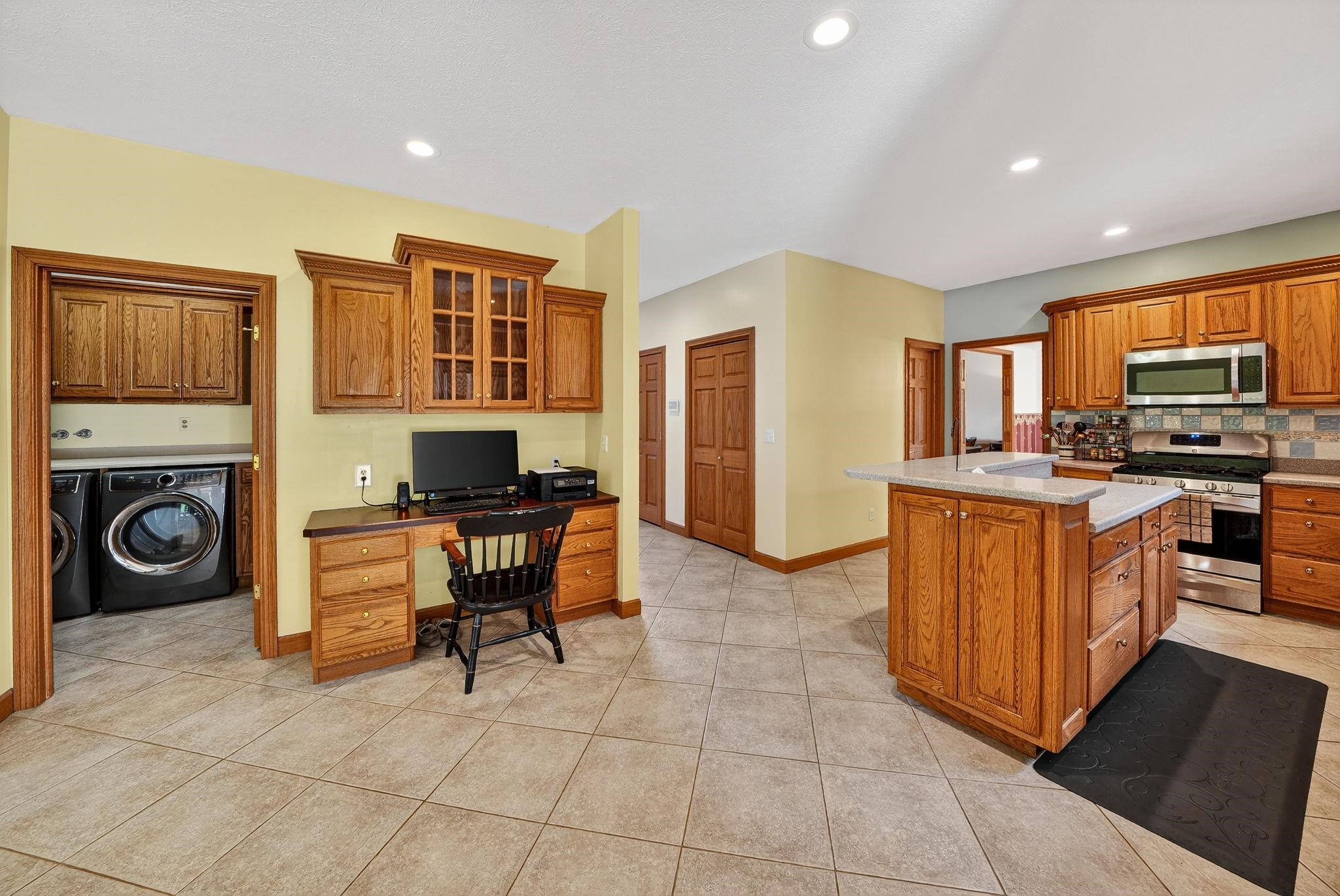 53660 Woodfield Lane Bristol IN 46507