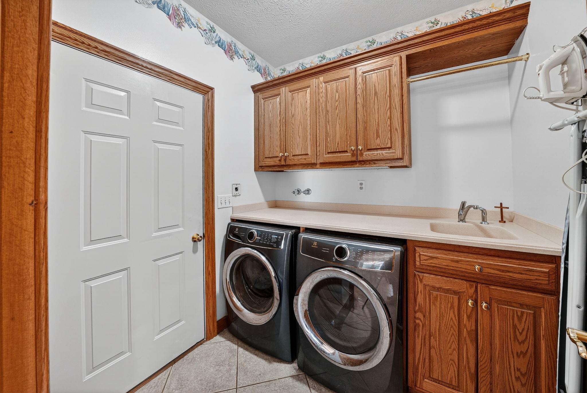 53660 Woodfield Lane Bristol IN 46507