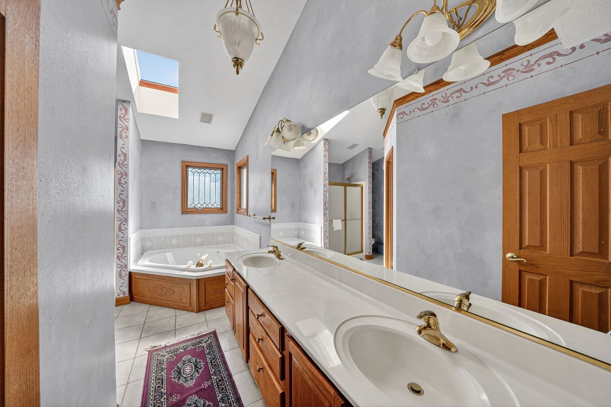 53660 Woodfield Lane Bristol IN 46507