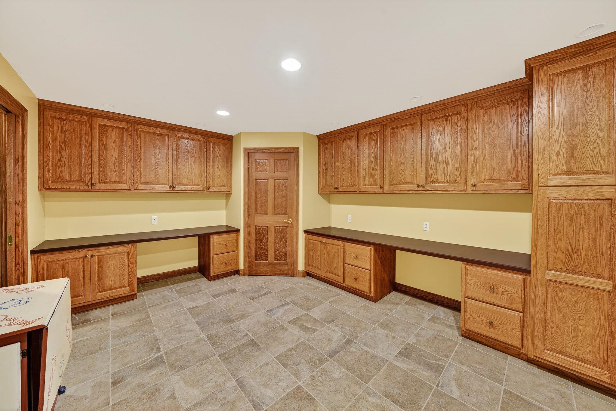 53660 Woodfield Lane Bristol IN 46507