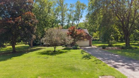 8315 Waterswolde Lane Fort Wayne IN 46825