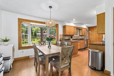 8315 Waterswolde Lane Fort Wayne IN 46825