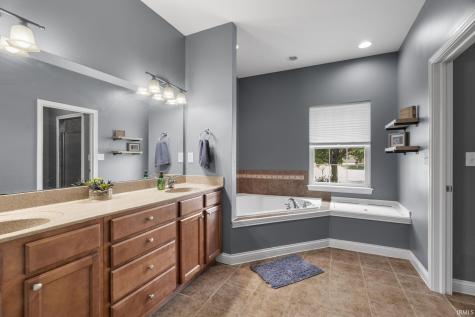 2106 Ironbridge Court Lafayette IN 47905