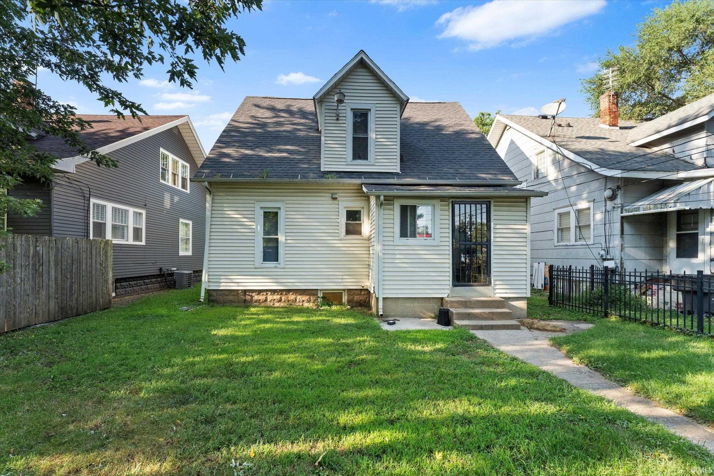 809 Mcdonald Street Elkhart IN 46516