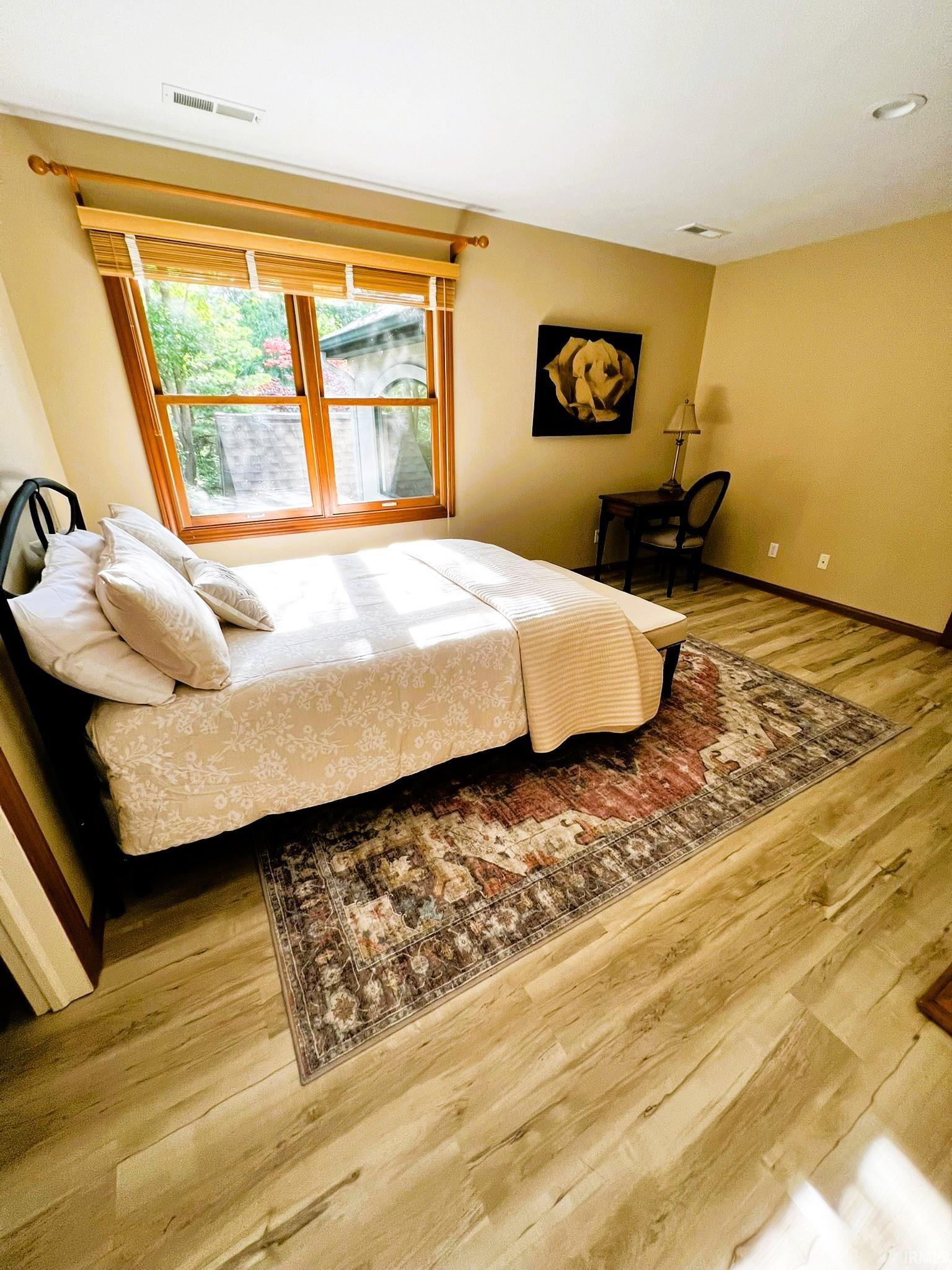 1606 Pine Top Trace Mishawaka IN 46545
