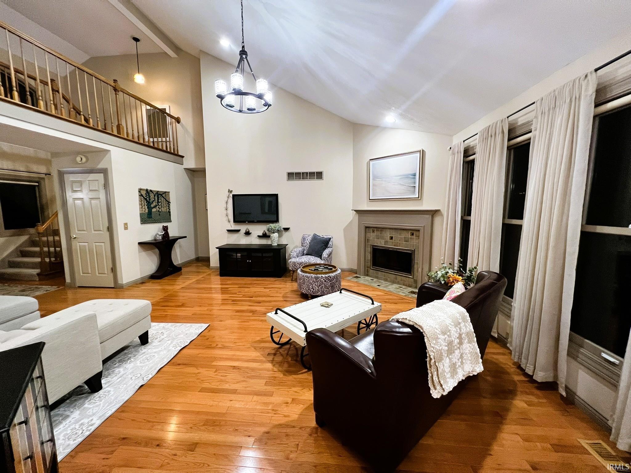 1606 Pine Top Trace Mishawaka IN 46545