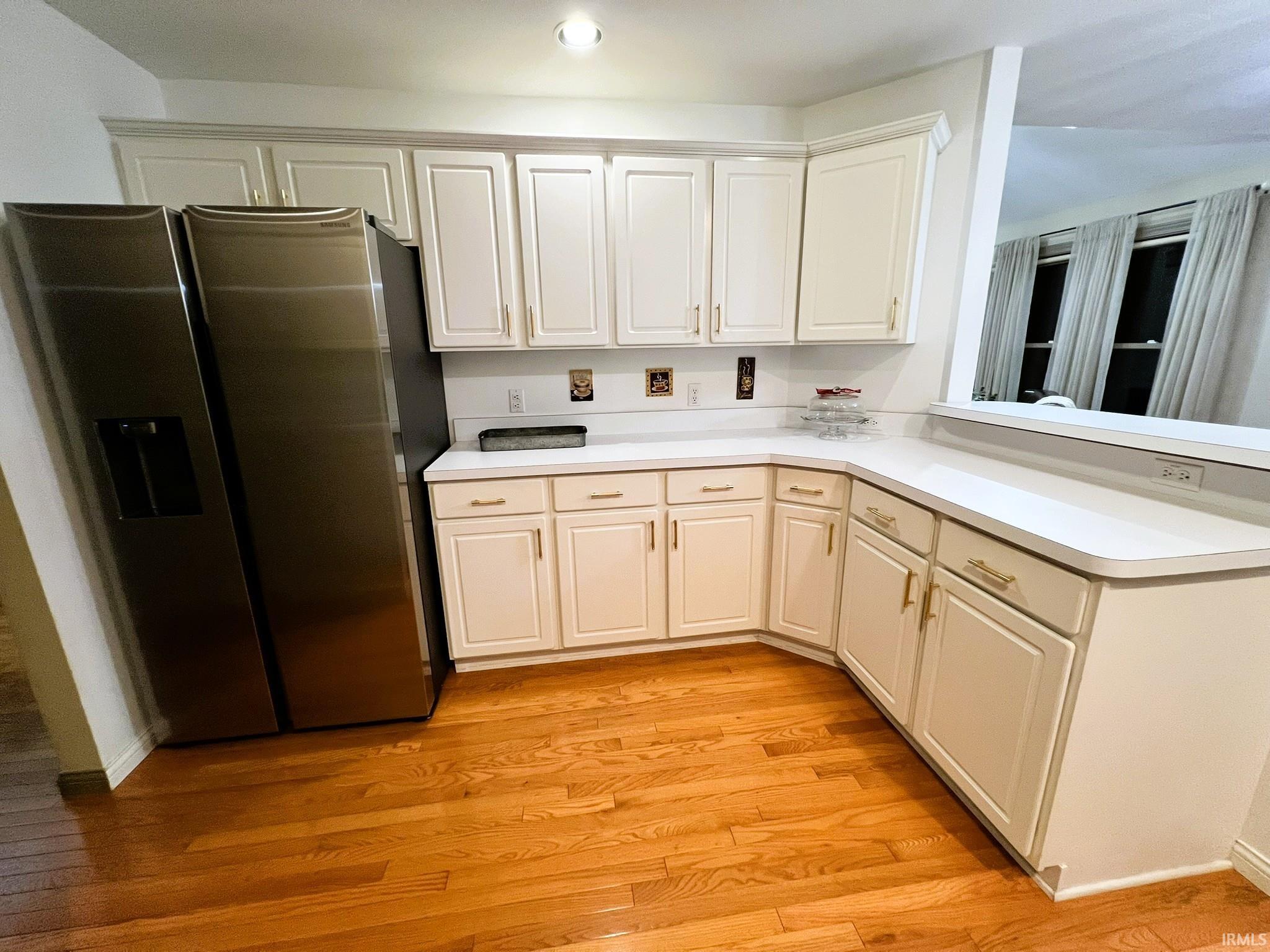 1606 Pine Top Trace Mishawaka IN 46545