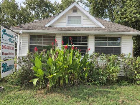 5216 N State Road 67 Bruceville IN 47516