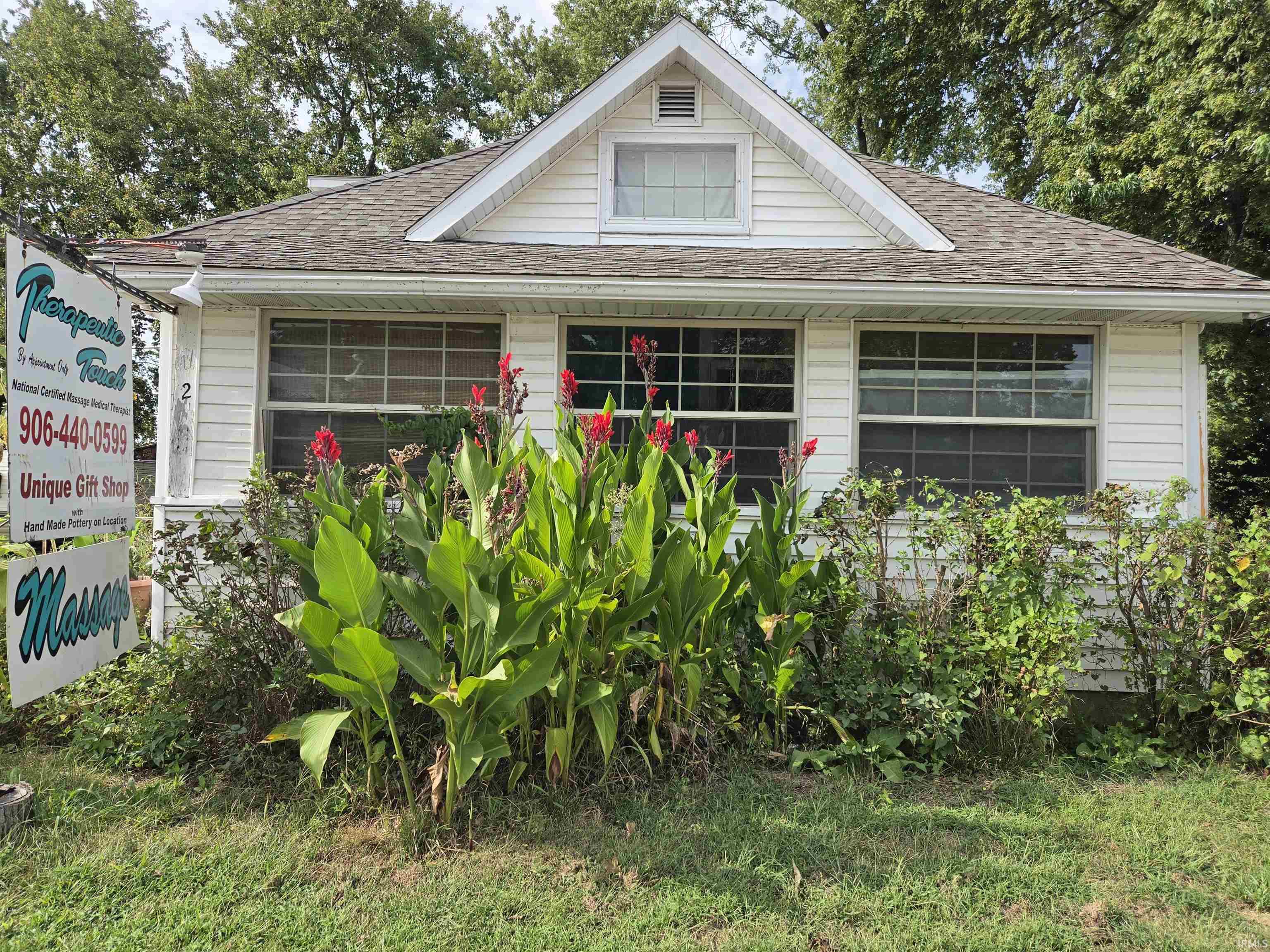 5216 N State Road 67 Bruceville IN 47516
