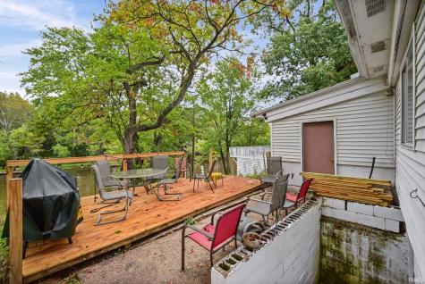 6859 N 1225 W Monticello IN 47960